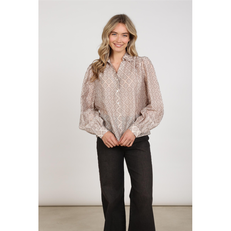 Nukus antonella blouse pattern sand