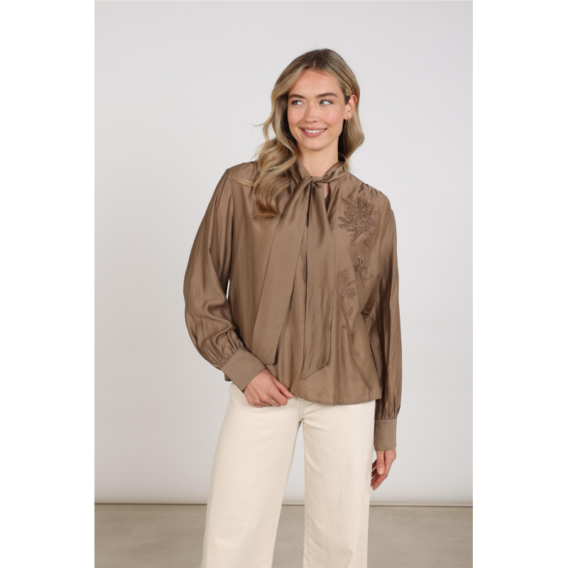 Nukus Angie blouse tie 